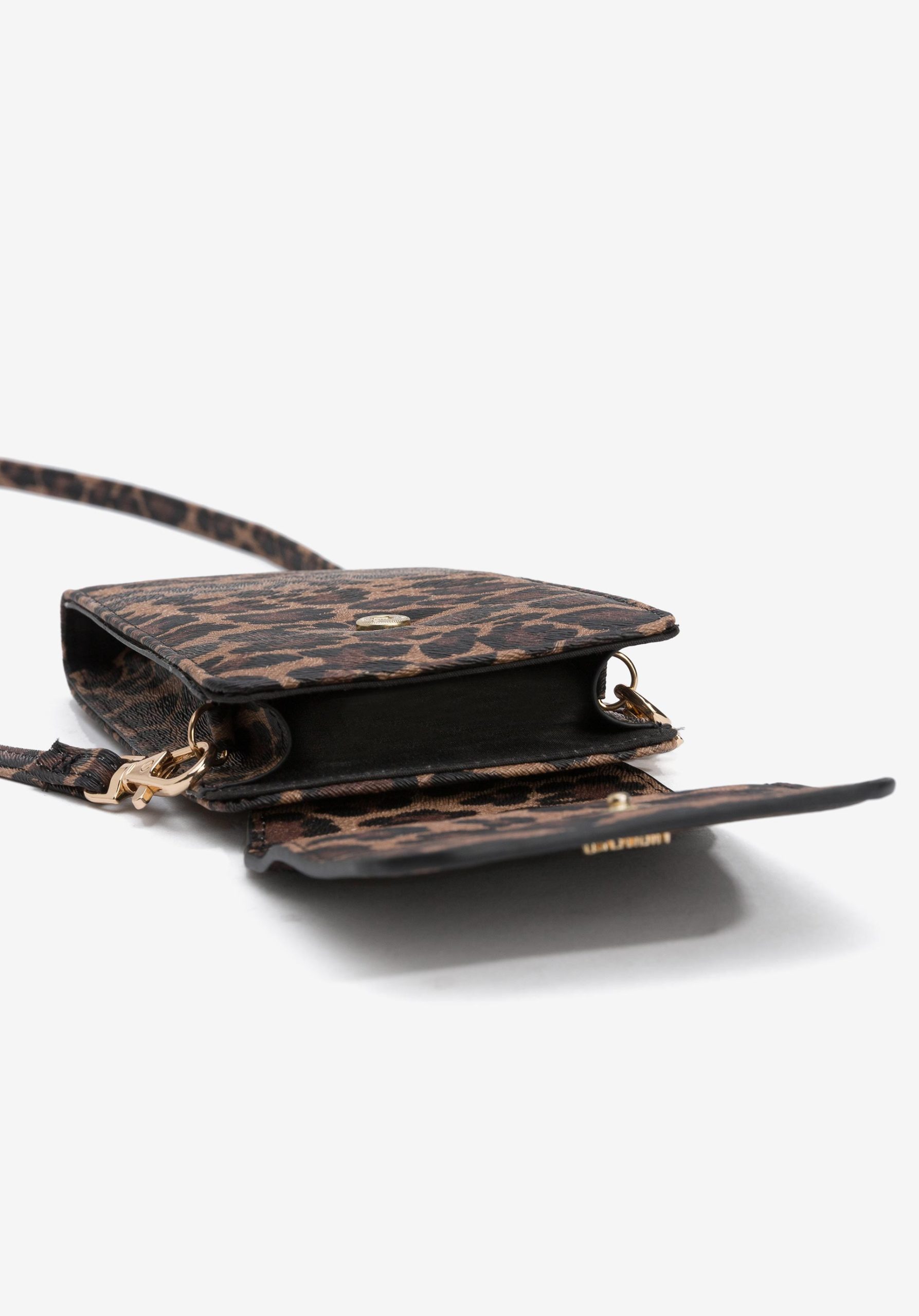 Bolso Cuelga móvil en acabado animal print marrón, modelo 71006790 de Vilanova.