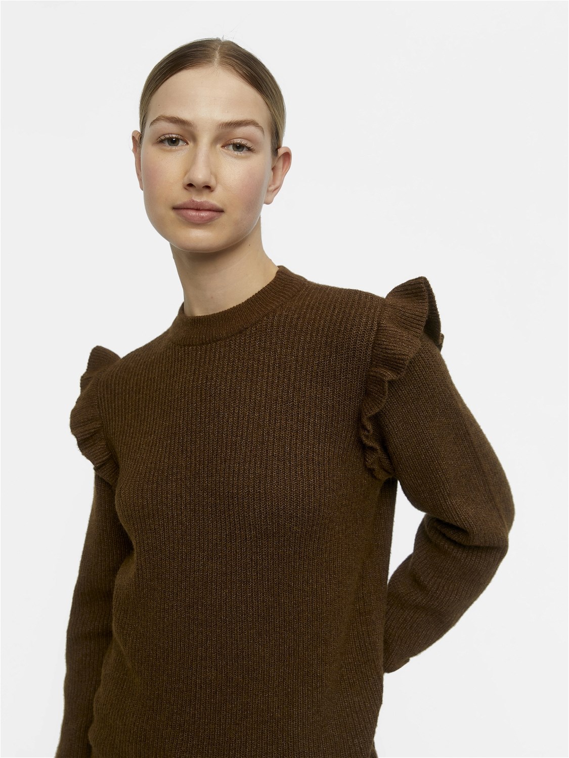 Jersey de punto modelo Malena en marrón chocolate. Marca Vila.