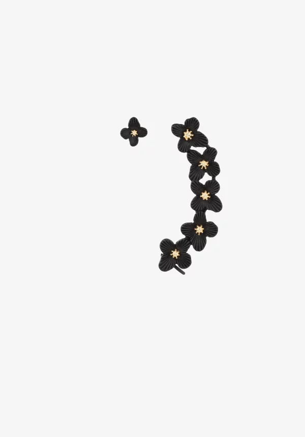 Pendientes tipo ear cuff con flor negra, modelo 71003903 de Vilanova.