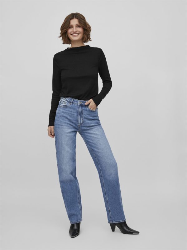 Jeans modelo Kelly con lavado azul medio. Marca Vila.
