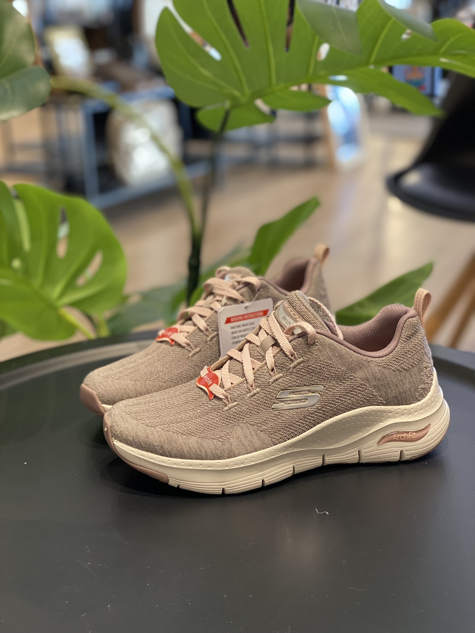 Skechers Arch Fit - Comfy Wave Nude