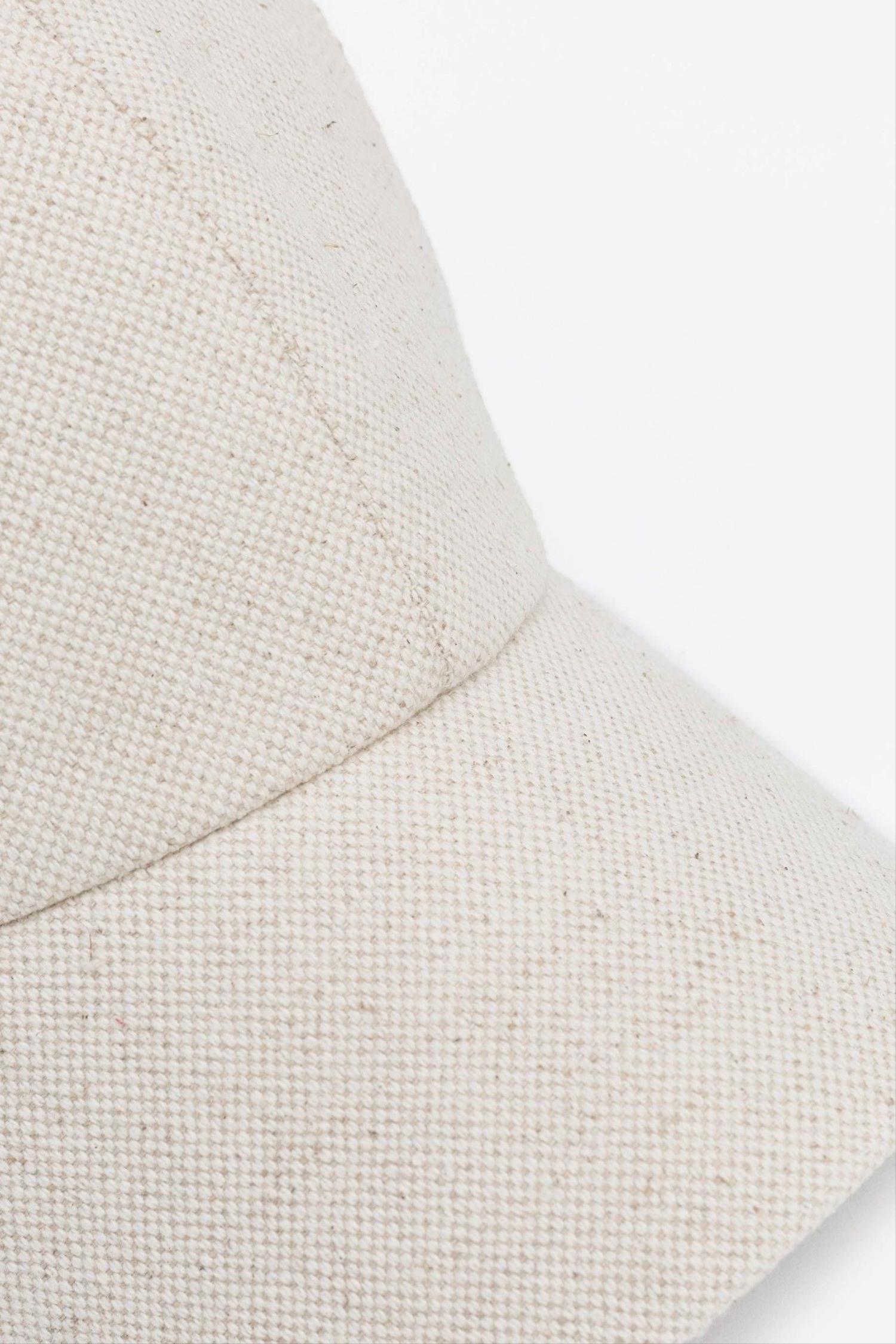 Gorra en color blanco de la marca Vilanova con referencia 71007812_150.