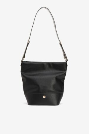 Bolso negro con asa ajustable