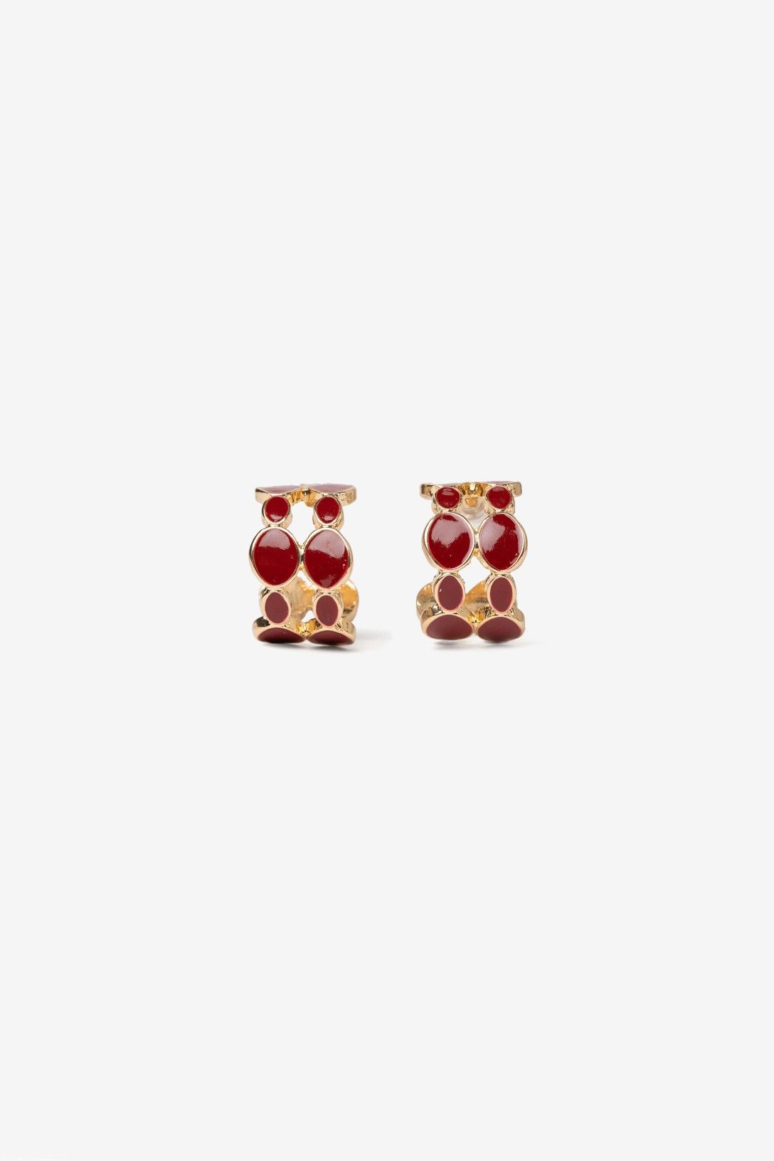 Pendientes círculos esmaltados Vilanova para mujer con acabado dorado y diseño elegante de inspiración contemporánea.