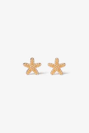 Pendientes estrella marina dorados con pequeñas perlas decorativas de la marca Vilanova.