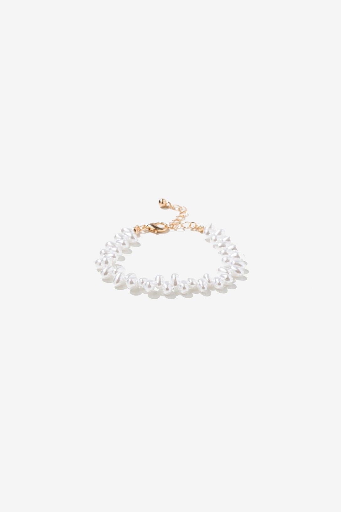Pulsera Hilera de Perlas Vilanova con perlas de efecto nacarado y cierre ajustable para mujer.