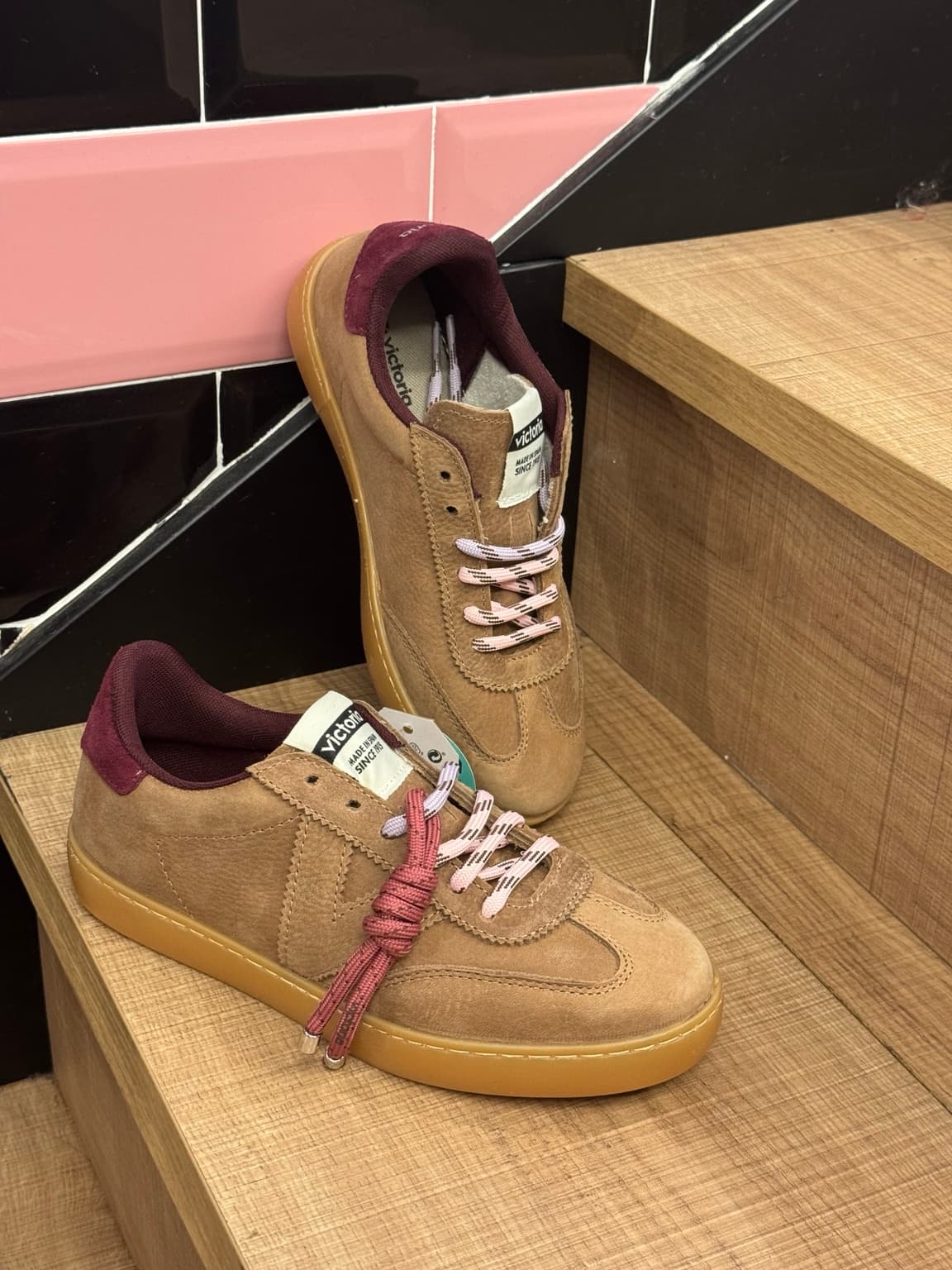 Deportiva Berlín Nobuck Bombeado Victoria Camel