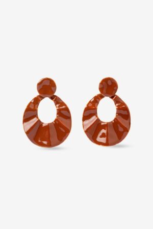 Pendientes ovalados Vilanova teja grandes con diseño irregular y acabado brillante.