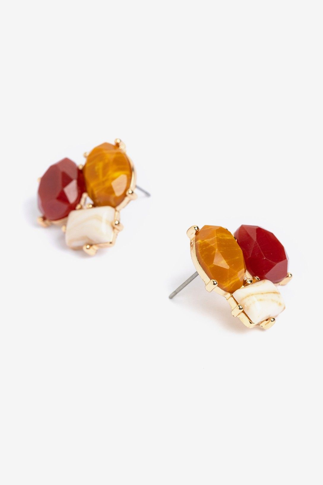 Pendientes Piedras Facetadas Vilanova multicolor con detalles dorados.