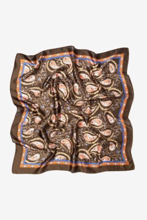 Bandana Vilanova marrón con estampado paisley multicolor y borde azul y naranja